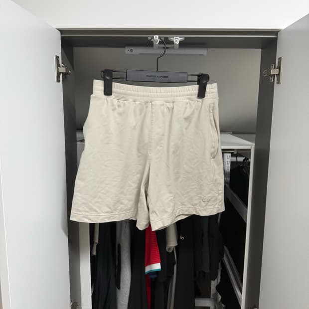 [S] alo yoga 알로요가 쇼츠 아이보리