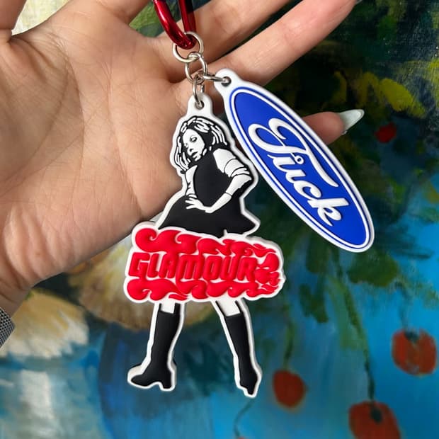 vixen girl keyring