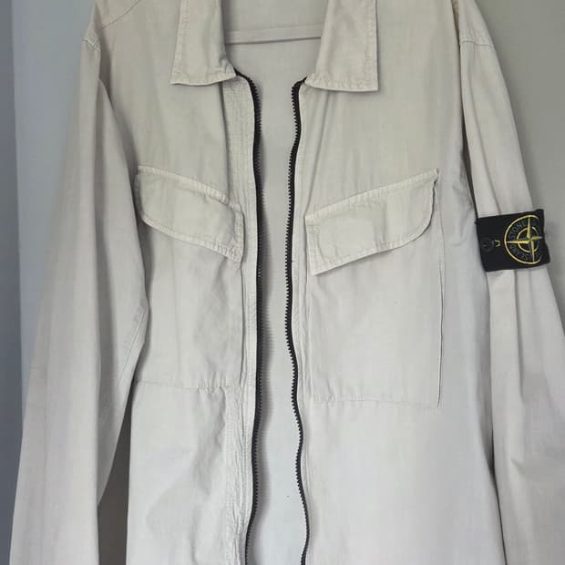 스톤아일랜드 브러쉬드 코튼 캔버스 올드이펙트 오버셔츠 라이트 그레이