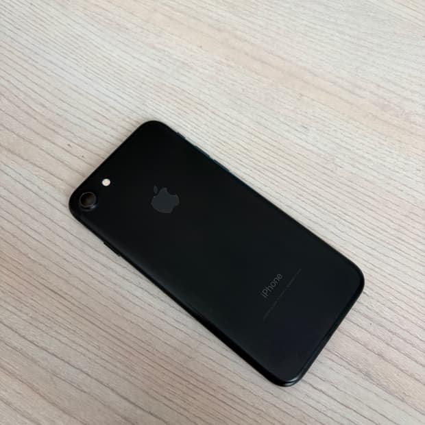 아이폰7 매트블랙 32GB 84%