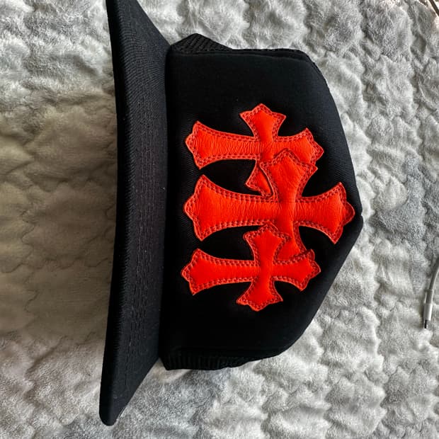 크롬하츠 / 세메터리 오렌지 크로스 패치 캡 / 블랙