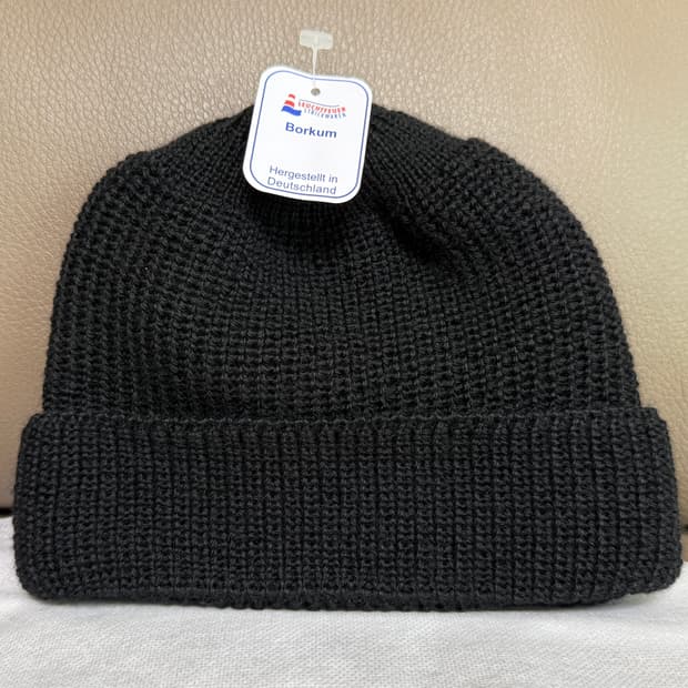 [새상품] 로이흐트포이어 비니 블랙