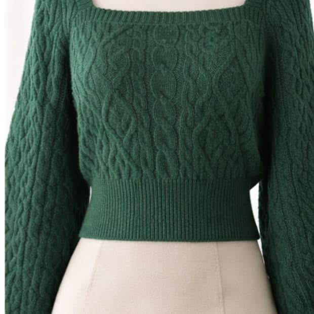 스퀘어넥 크롭니트 66가단50