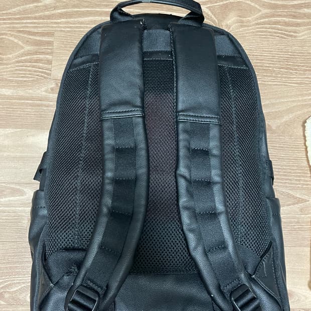 만다리나덕 백팩