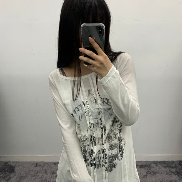 Sabase y2k 프린팅 롱슬리브