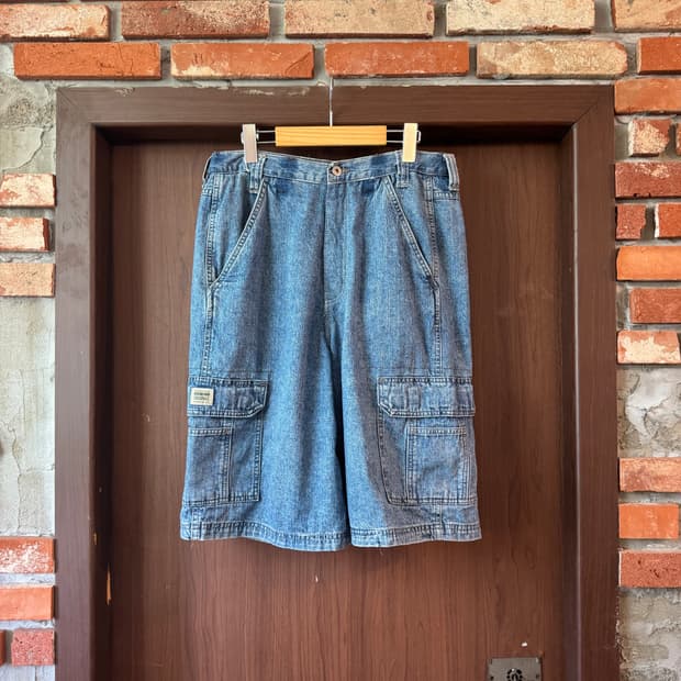 랭글러 리워크 데님 카고 반바지