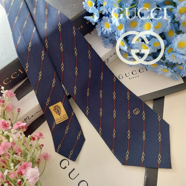 구찌 실크 체인 스트라이프 넥타이 8.2cm A+~A등급 K1396
