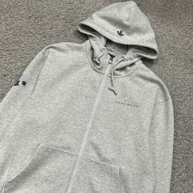 [100-105] 데상트 후드집업