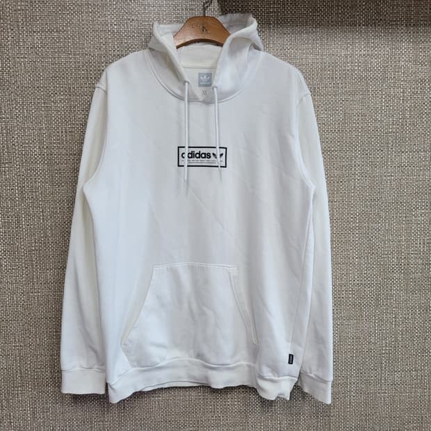 XL 105사이즈 아디다스 후드티 