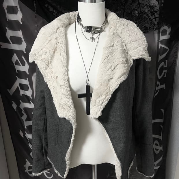 00s 핀터레스트 빈티지오네갸루드레이프퍼무스탕자켓 그런지페어리리즈리사마즈