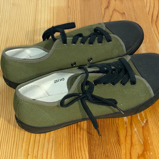 마가렛호웰 아미 슈즈