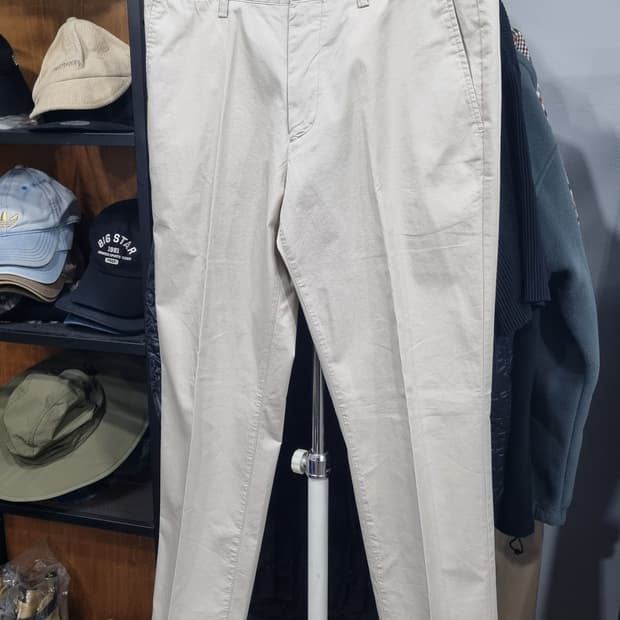 빈폴(BEAN POLE) 베이지색 코튼팬츠 허리34 상태A급