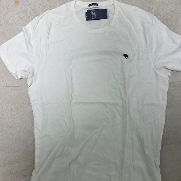 아베크롬비 무스 자수 로고 반팔 티셔츠