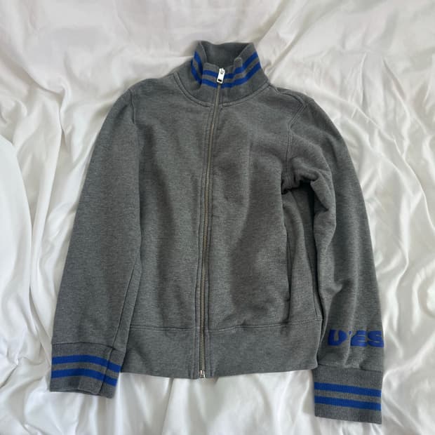 Diesel zip up