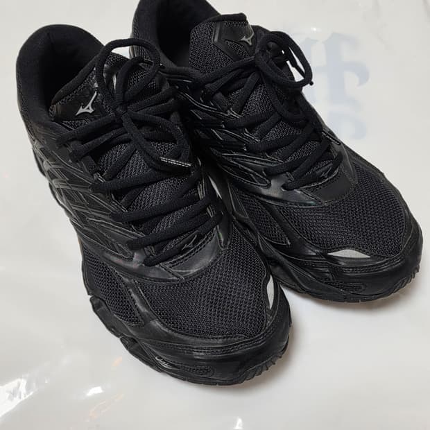 미즈노 웨이브 프로페시 LS 블랙 280