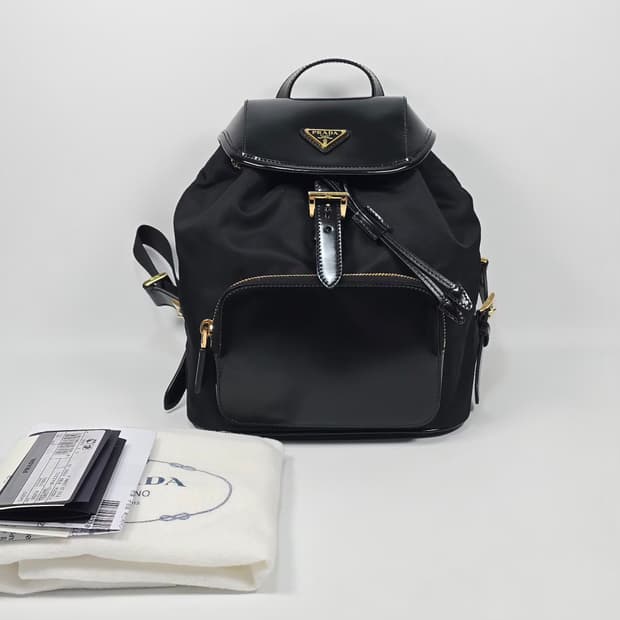 프라다 리나일론 브러쉬드 레더 백팩 