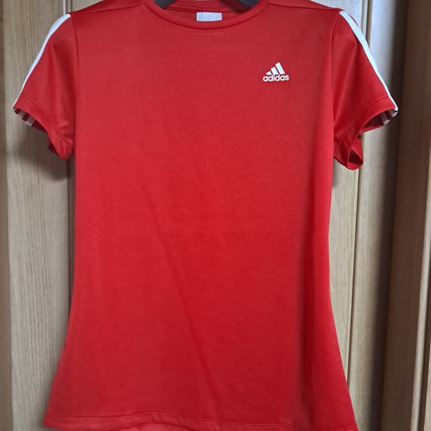 아디다스 여성 반팔티 S