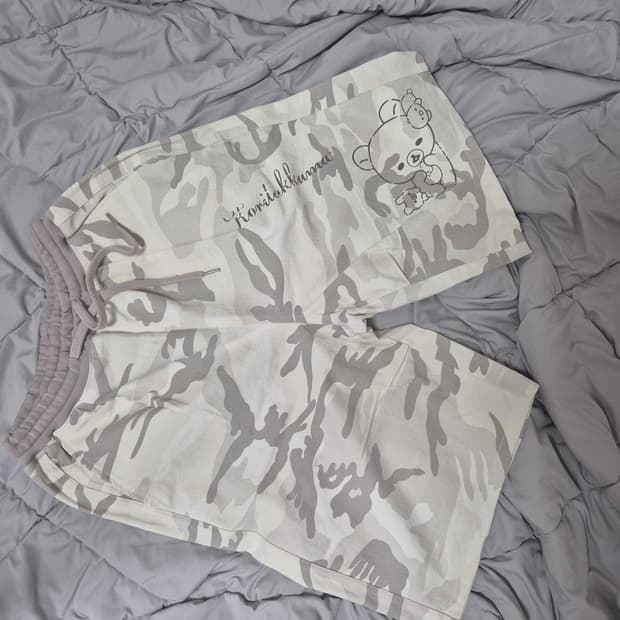 허그유어스킨 리락쿠마 카모 팬츠