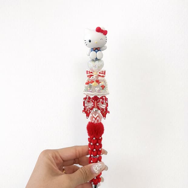 수제 핸드메이드 키티 볼펜팔아요♥️
