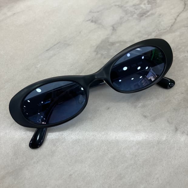 베르사체 VERSACE 매트 블랙 오벌 선글라스