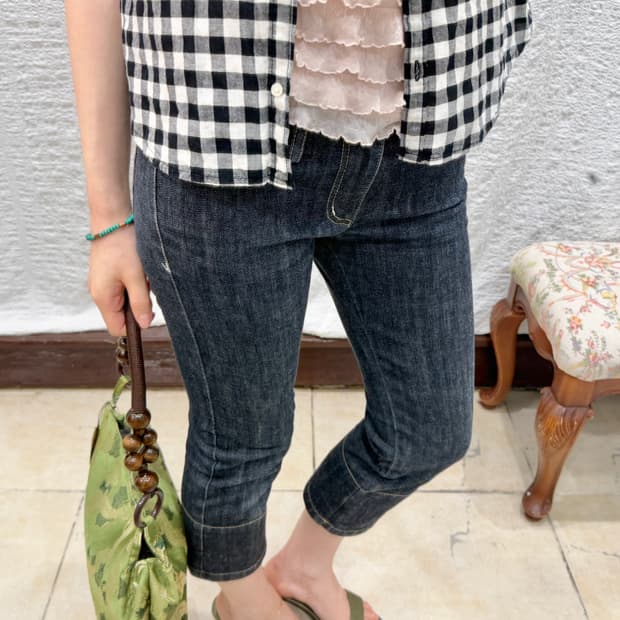 Burberry blue label denim capri