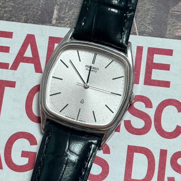 Seiko 세이코 쿼츠 스퀘어 서리발 다이얼 1980