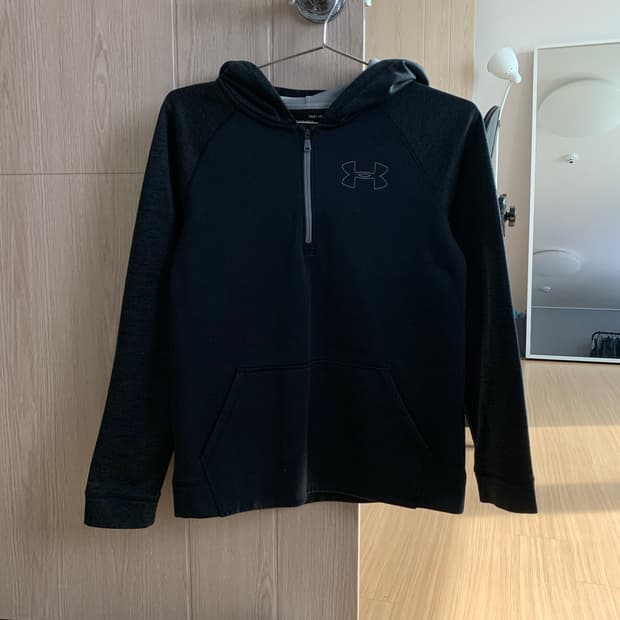 언더아머 후드 반집업 져지