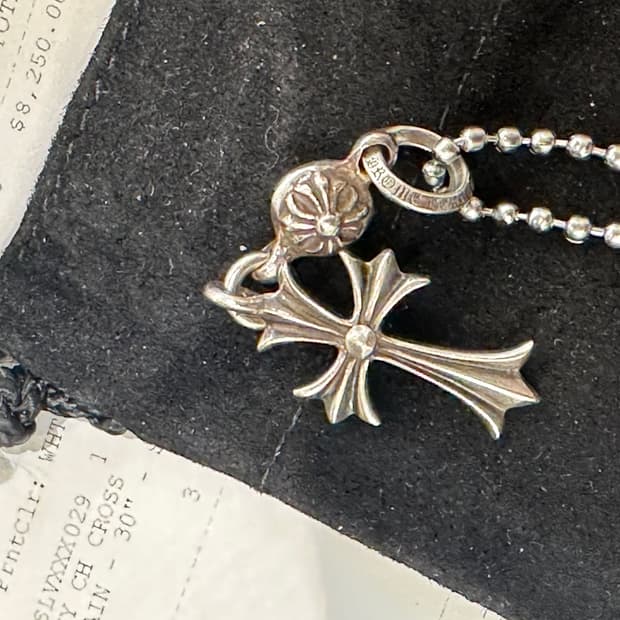 크롬하츠 원볼타이니크로스 팬던트