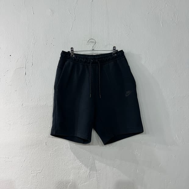 나이키 테크팩 반바지 S