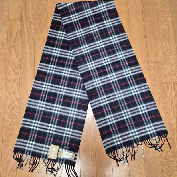 (정품) 버버리 캐시미어 체크 목도리 (명품 머플러 숄 스카프)