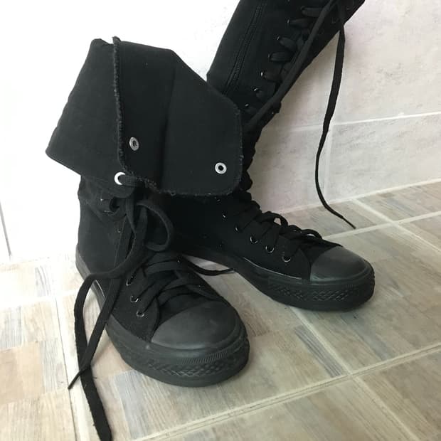 샵페어리 롱 타이업 스니커즈 