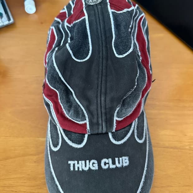 떠그클럽 불모자