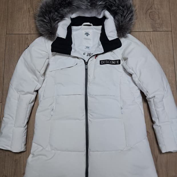 데상트 여성 패딩 S