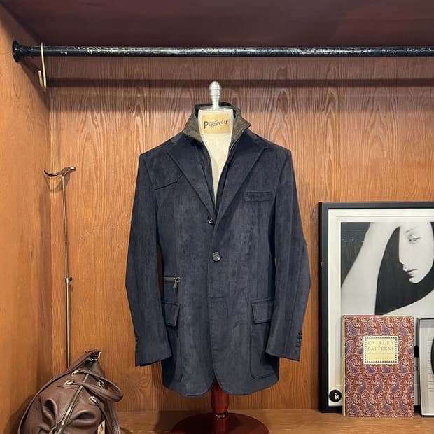 꼬르넬리아니 자켓