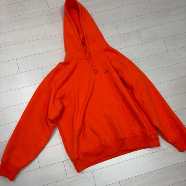 슈프림 스몰박스 로고 후드 M 사이즈 상태 9.8/10  진짜 실물 색감