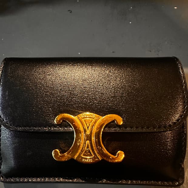 셀린느 트리오페 카드 지갑 블랙 금장