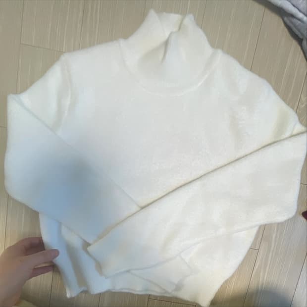 ZARA 자라 여성 터틀넥 크롭 니트 S