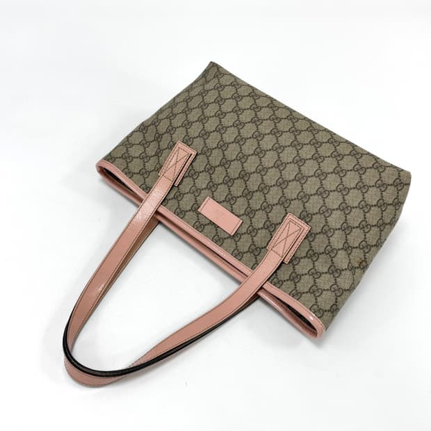 구찌 GG 수프림 캔버스 핑크 레더 쇼퍼백