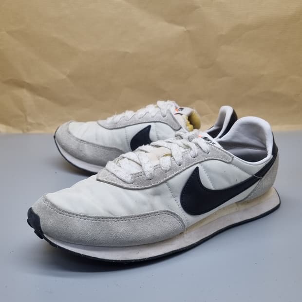 나이키 와플트레이너2 여성운동화240 