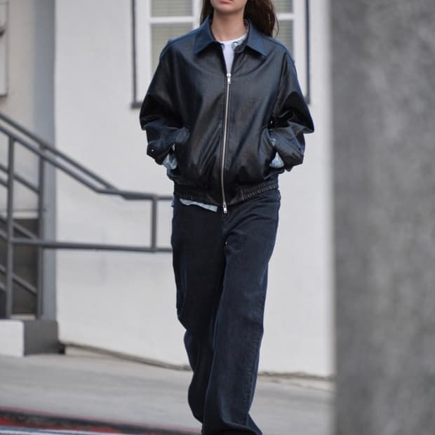 Low Classic Relaxed Fit Jeans