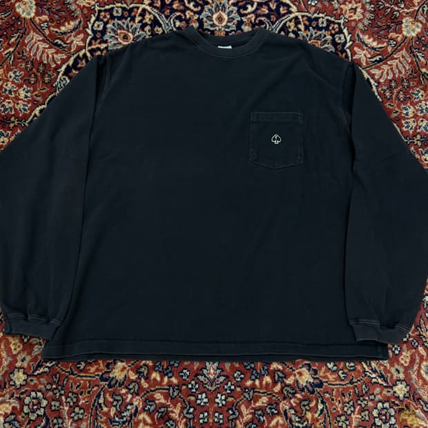(XL) 피어스 롱슬리브 긴팔티셔츠
