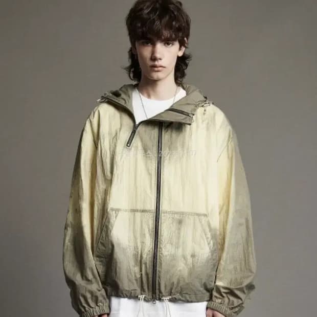 이에이 블로썸 바람막이 카키레몬 M사이즈 탭채새제품