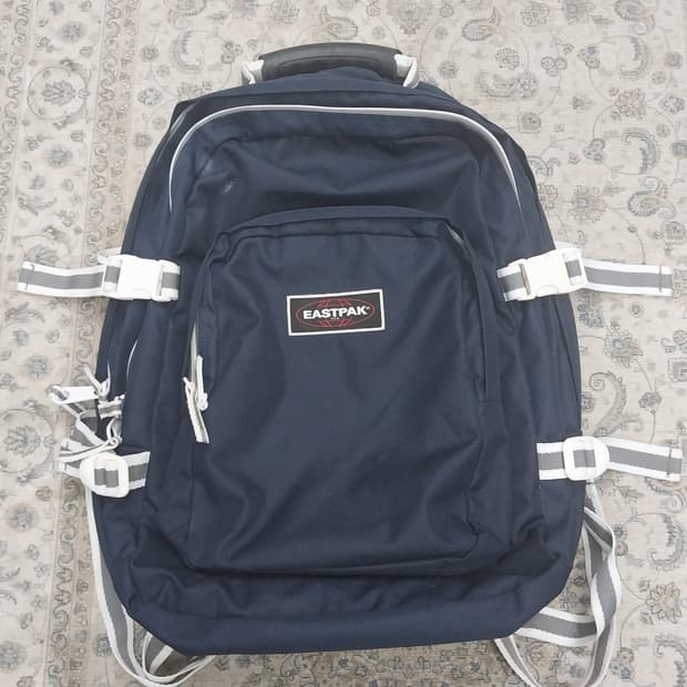 EASTPAK 이스트팩 백팩