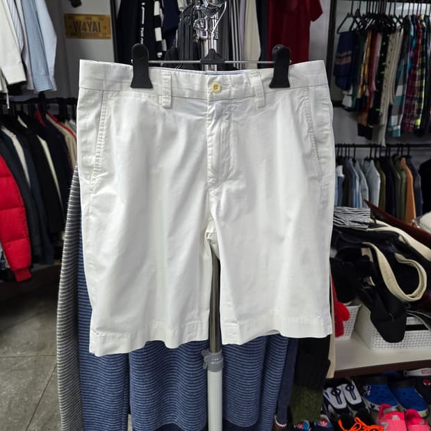 폴로 화이트 면반바지 (1370)