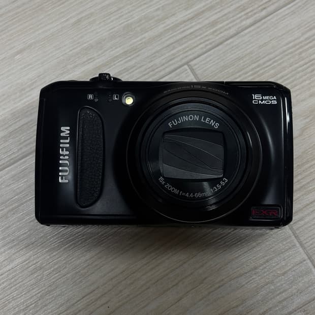 후지필름 파인픽스 F500EXR 디카