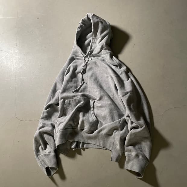 언유즈드 Classic Pullover Hoodie