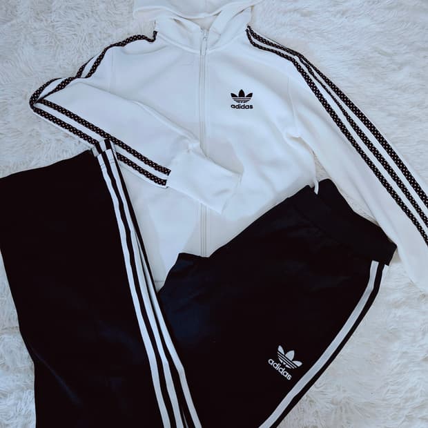 ☆빈티지아디다스☆​[초희귀/Y2K] 07년판 도트 라인 후드 집업&팬츠 