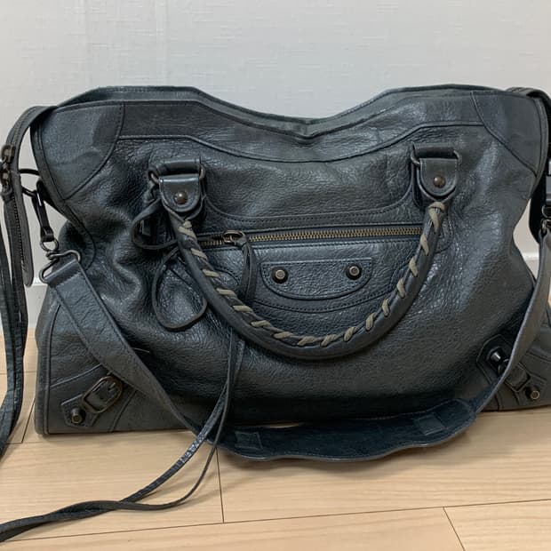 발렌시아가 모터백 시티백 미디움