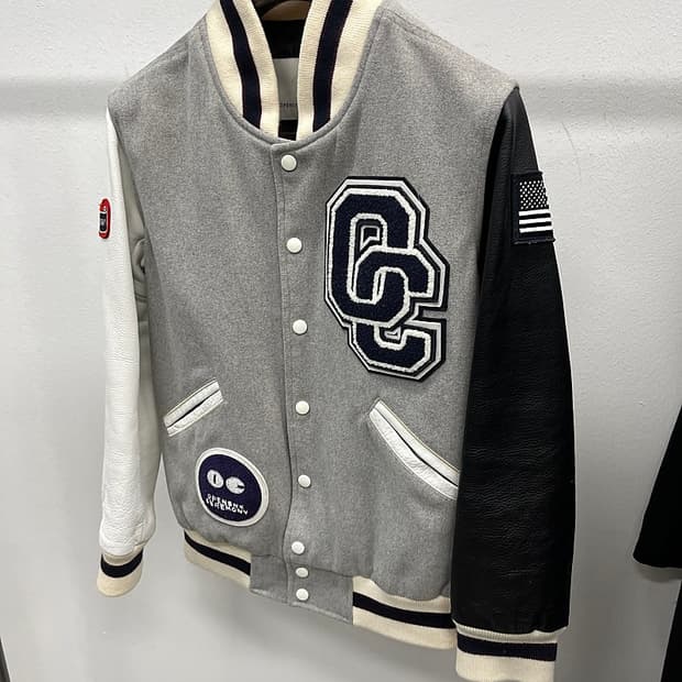 여) 오프닝세레모니 레더 바시티 자켓 