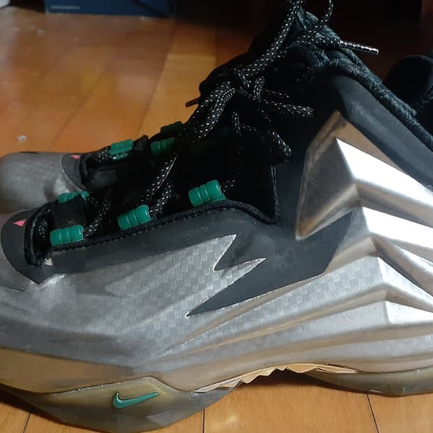 나이키 척 포짓 메탈릭 실버 265